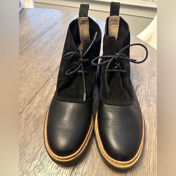 Clarks Black Trace Fawn Boots, size 9.5. New, never worn. - Picture 3 of 10
